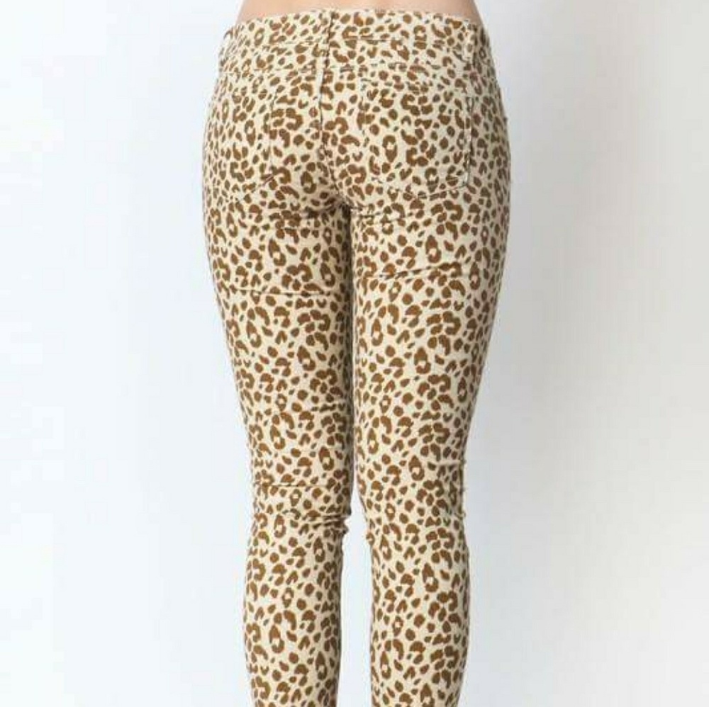Leopard Denim pant - Picture 3 of 3